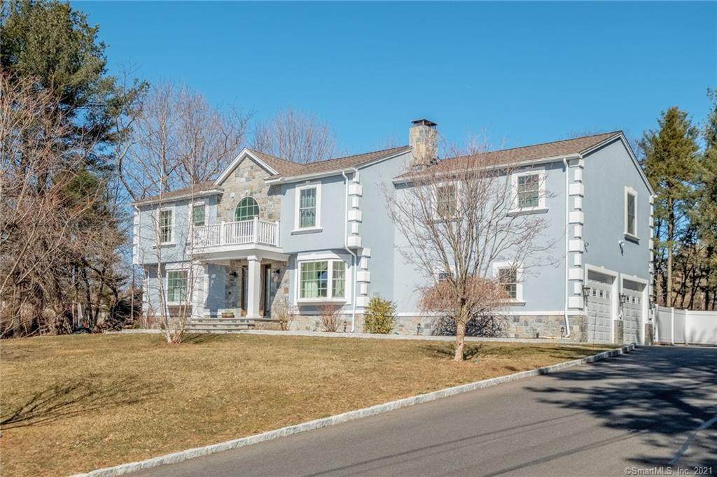 133 Roosevelt Drive - Photo 1