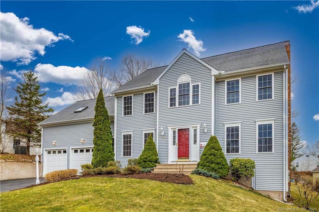 20 Hillside Avenue - Photo 1