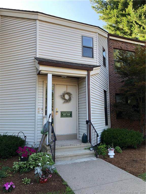 106 Wellington Drive - Photo 1