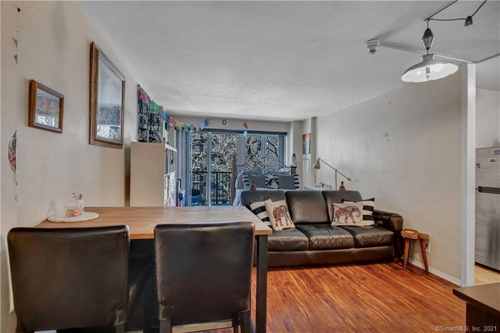 100 York Street - Photo 1
