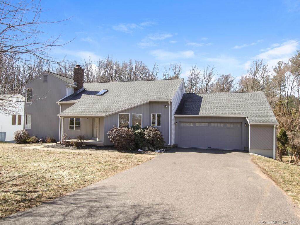 119 Sherwood Drive - Photo 1