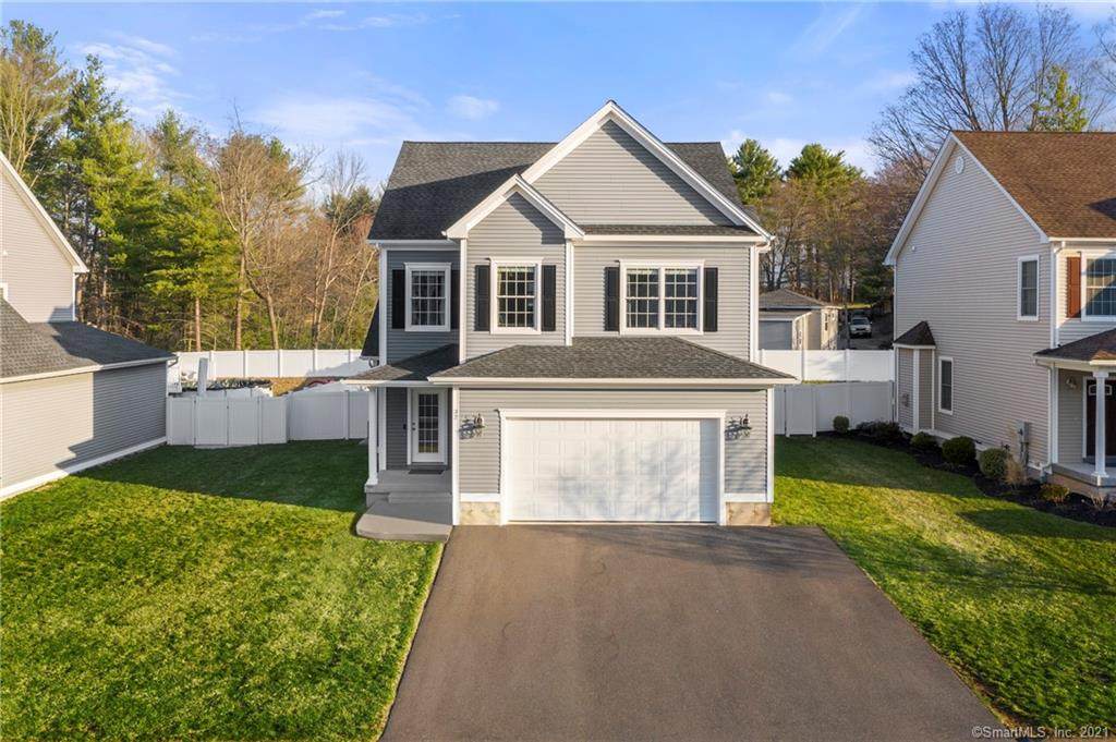 32 Great Plain Drive - Photo 1