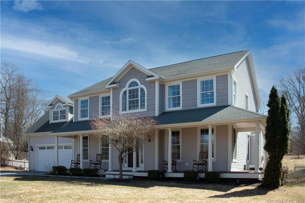 4 White Oak Lane - Photo 1