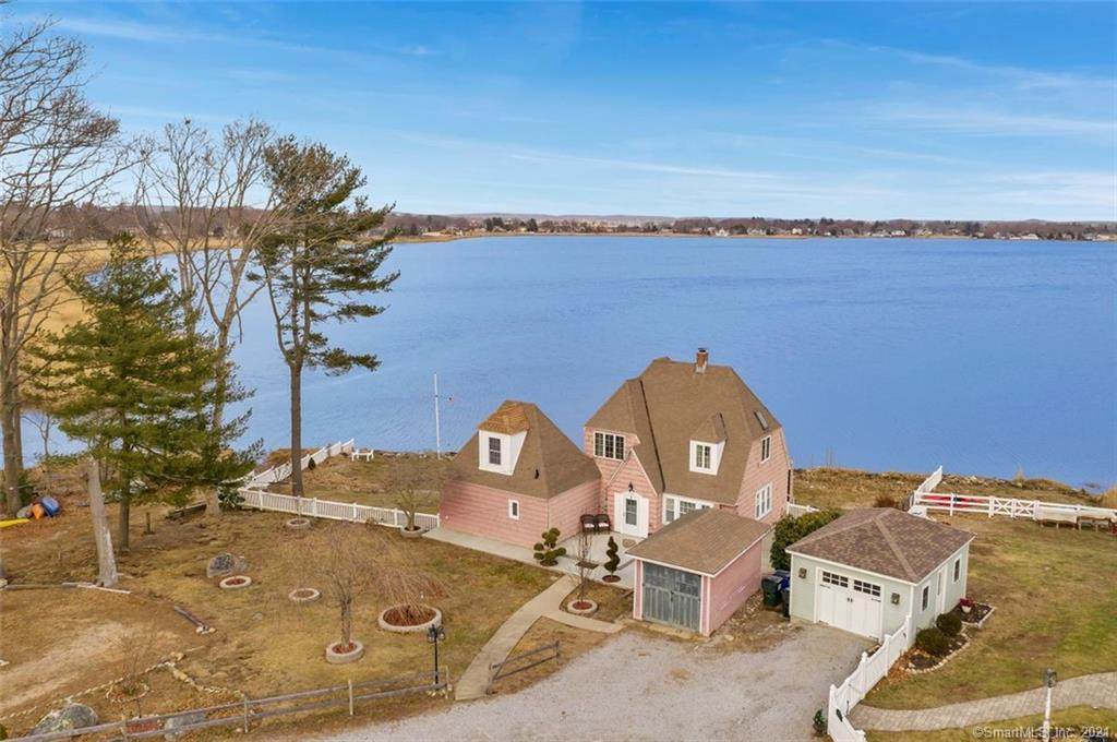 104 Knollwood Drive - Photo 1