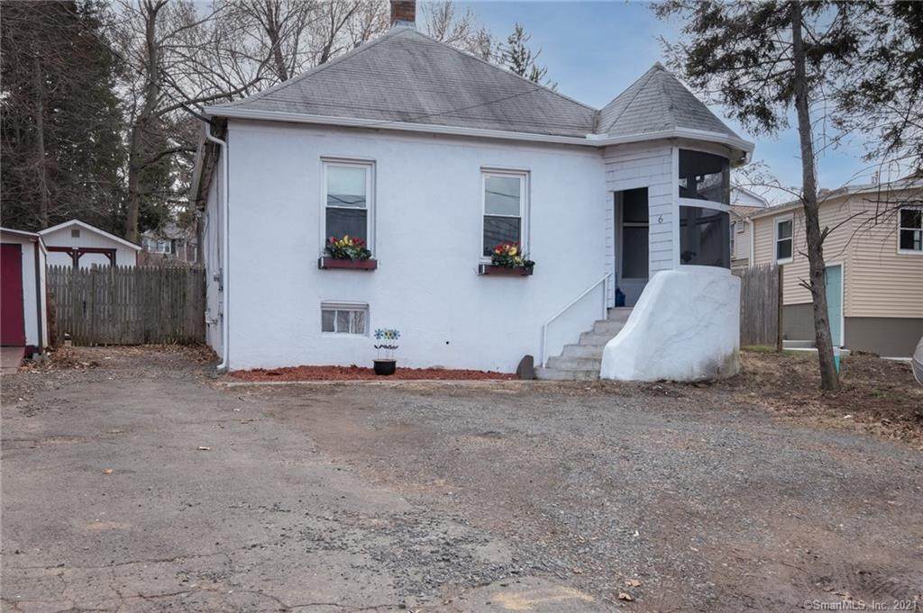 6 White Oak Avenue - Photo 1