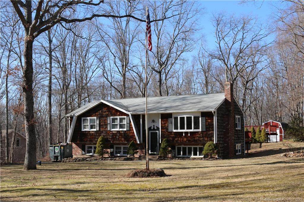 28 Quiet Woods Road - Photo 1