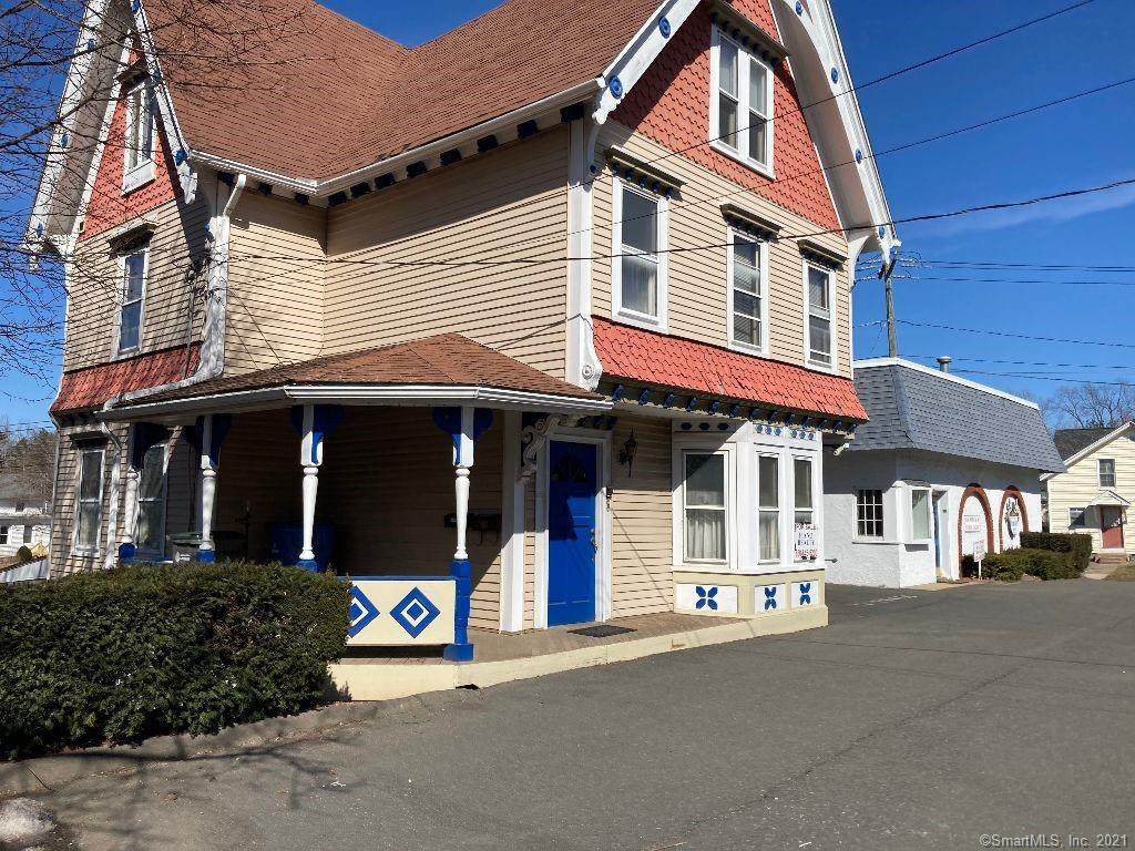 134-138 Oakland Street - Photo 1