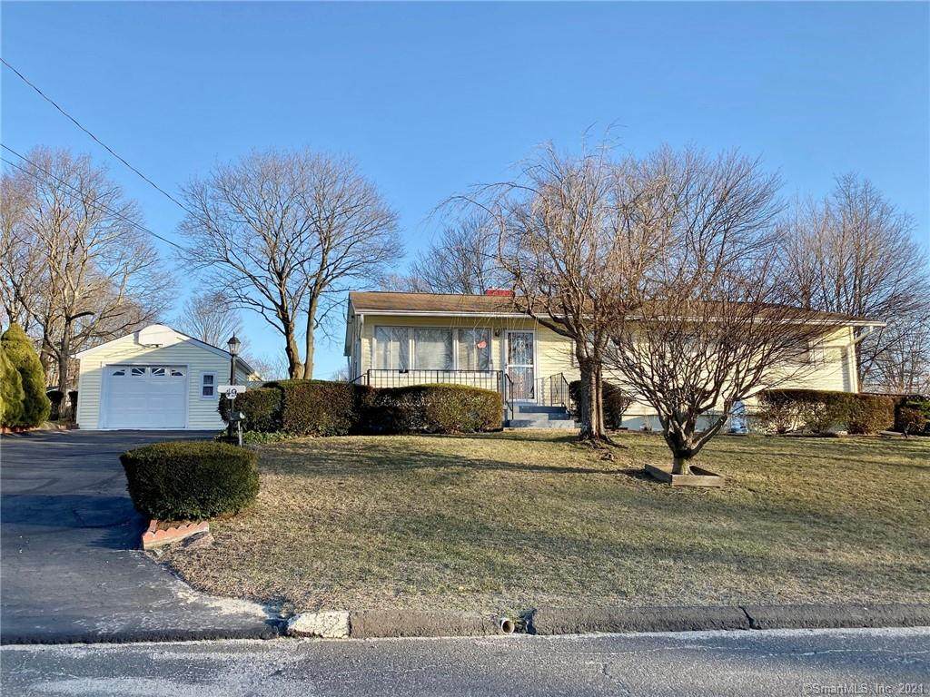 49 Hillcrest Avenue - Photo 1