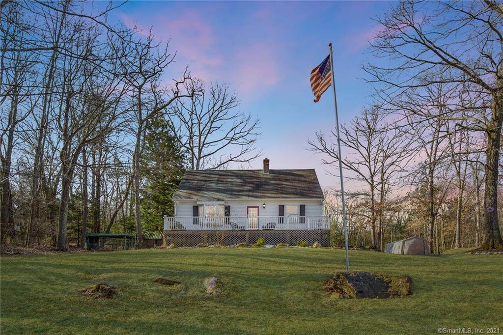 26 Laurel Drive - Photo 1