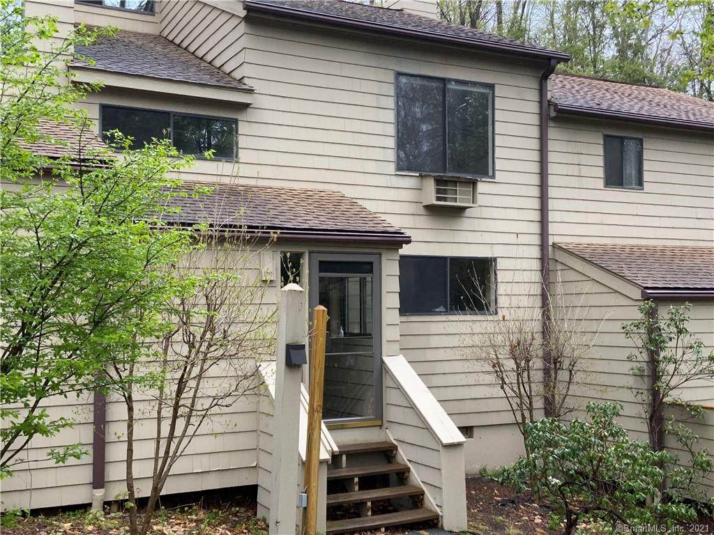 100 Woodside Circle - Photo 1