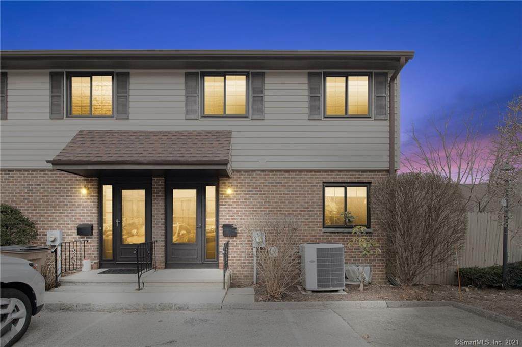 202 Soundview Avenue - Photo 1