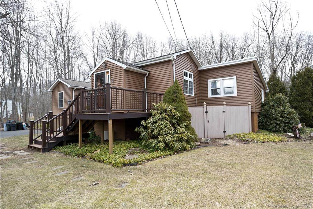 15 Eaton Trail - Photo 1
