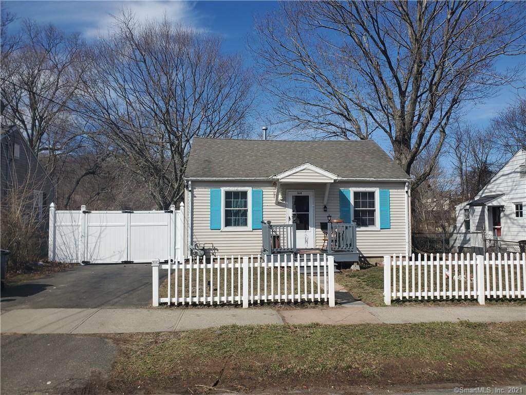164 Rosewood Avenue - Photo 1