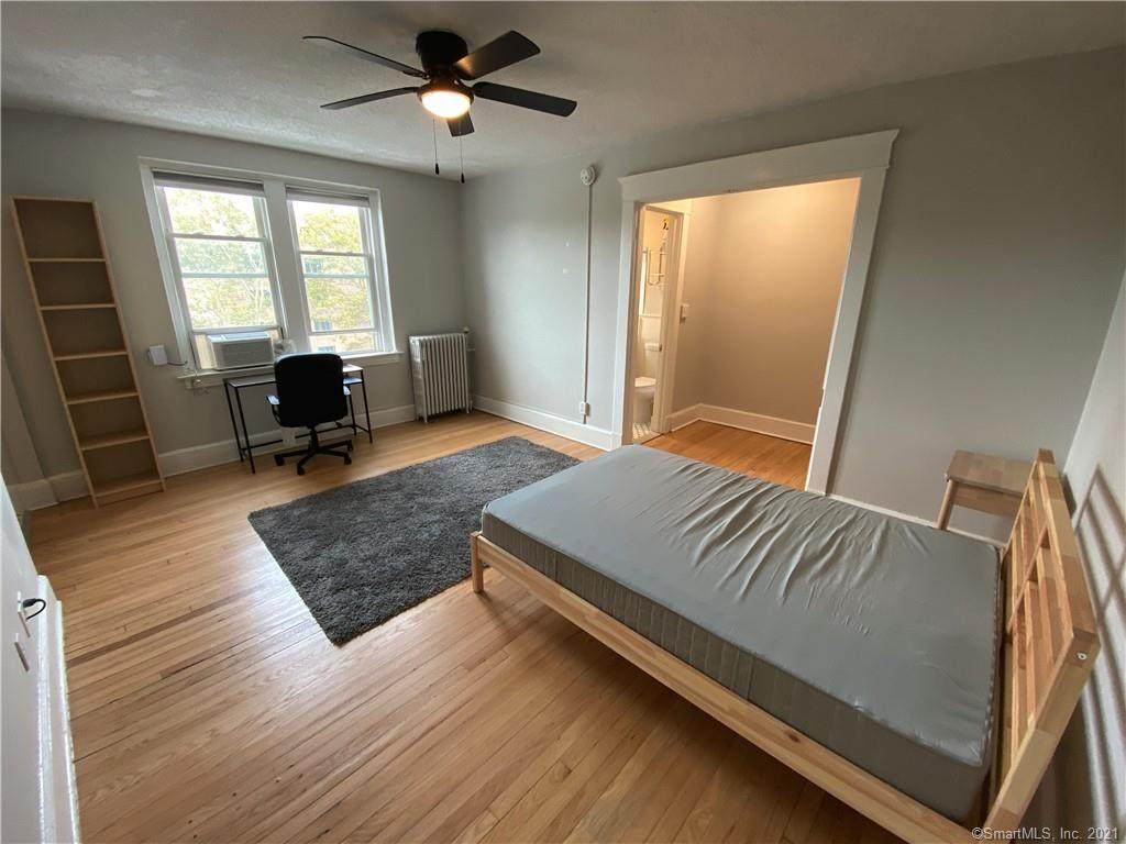 100 Howe Street - Photo 1