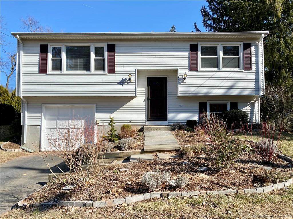 13 Tanglewood Drive - Photo 1