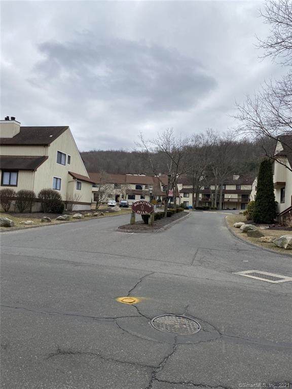193 Concord Court - Photo 1