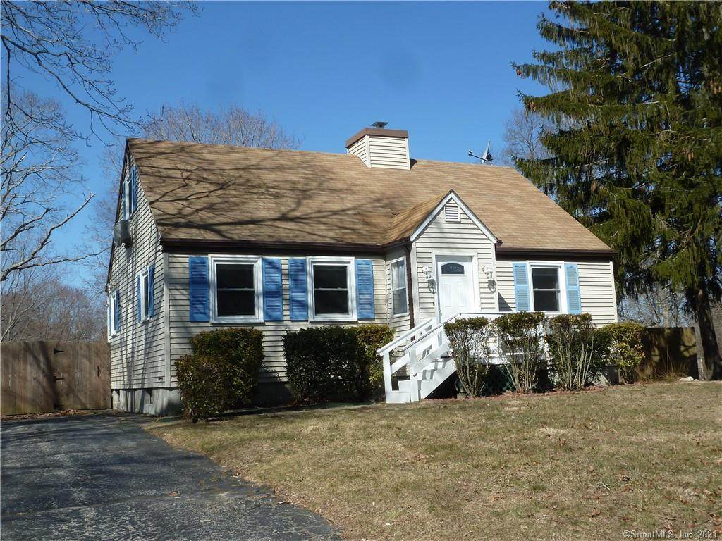 204 Connecticut Boulevard - Photo 1
