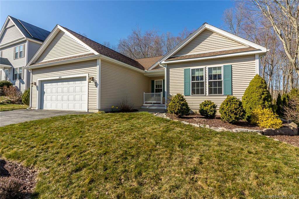 215 Ensign Drive - Photo 1