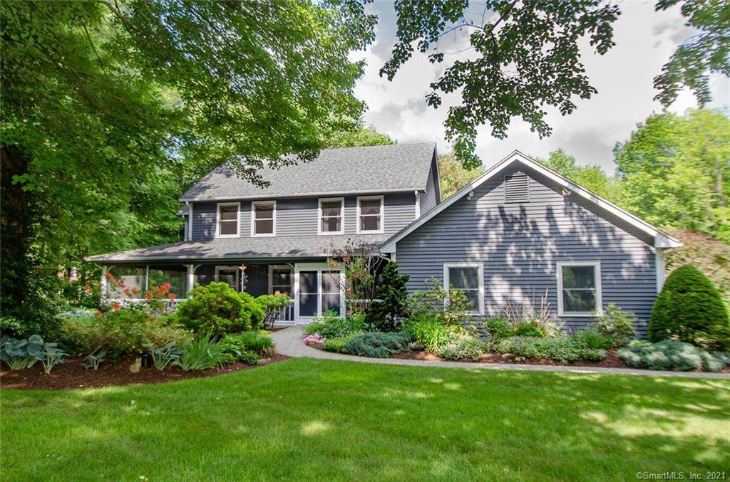 93 Chapman Drive - Photo 1