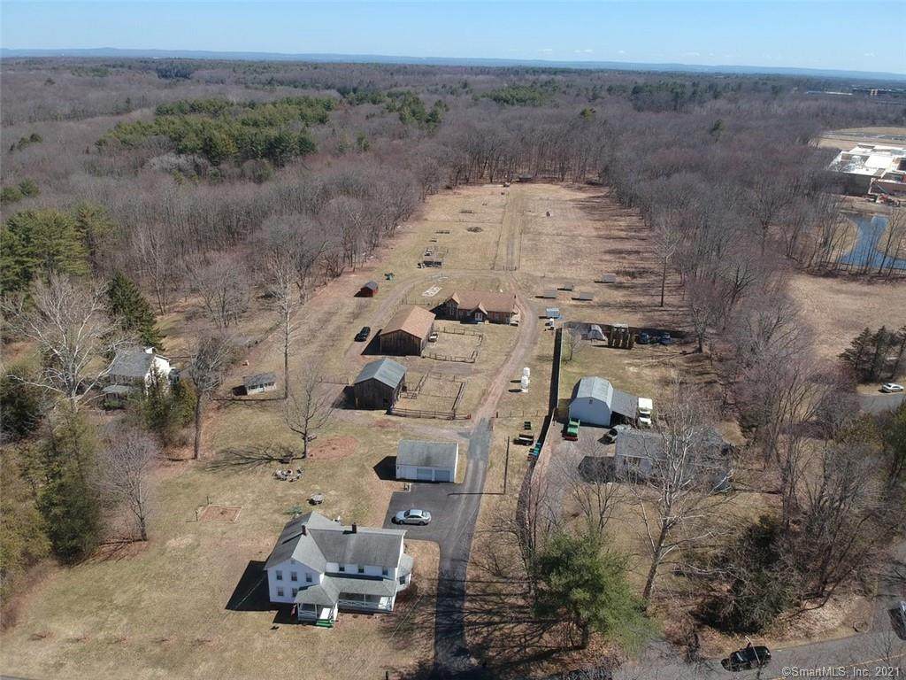 452 Tunxis Avenue - Photo 1