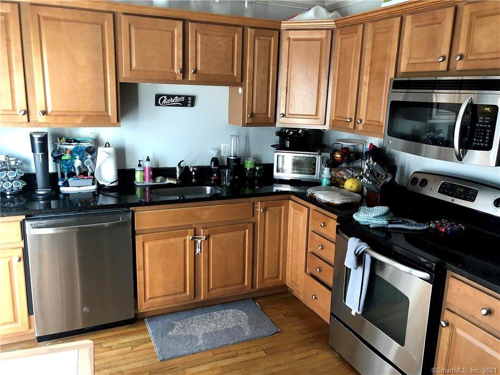 39 Maple Tree Avenue - Photo 1