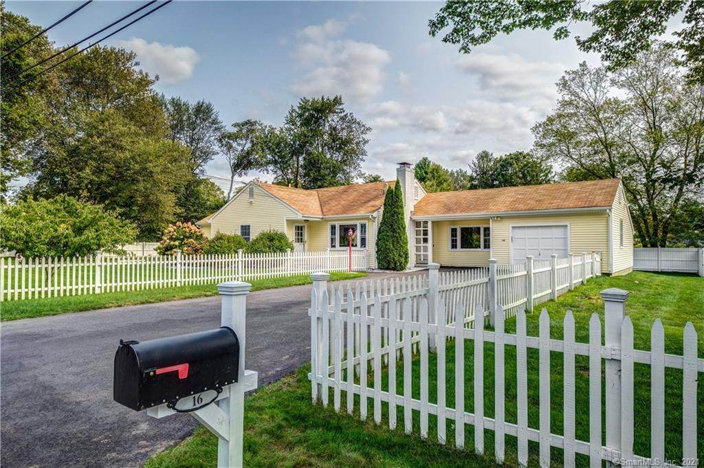 16 Manor Lane - Photo 1