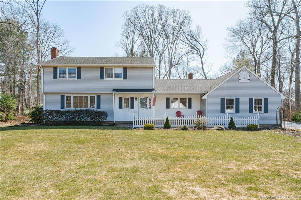 124 Huntington Drive - Photo 1