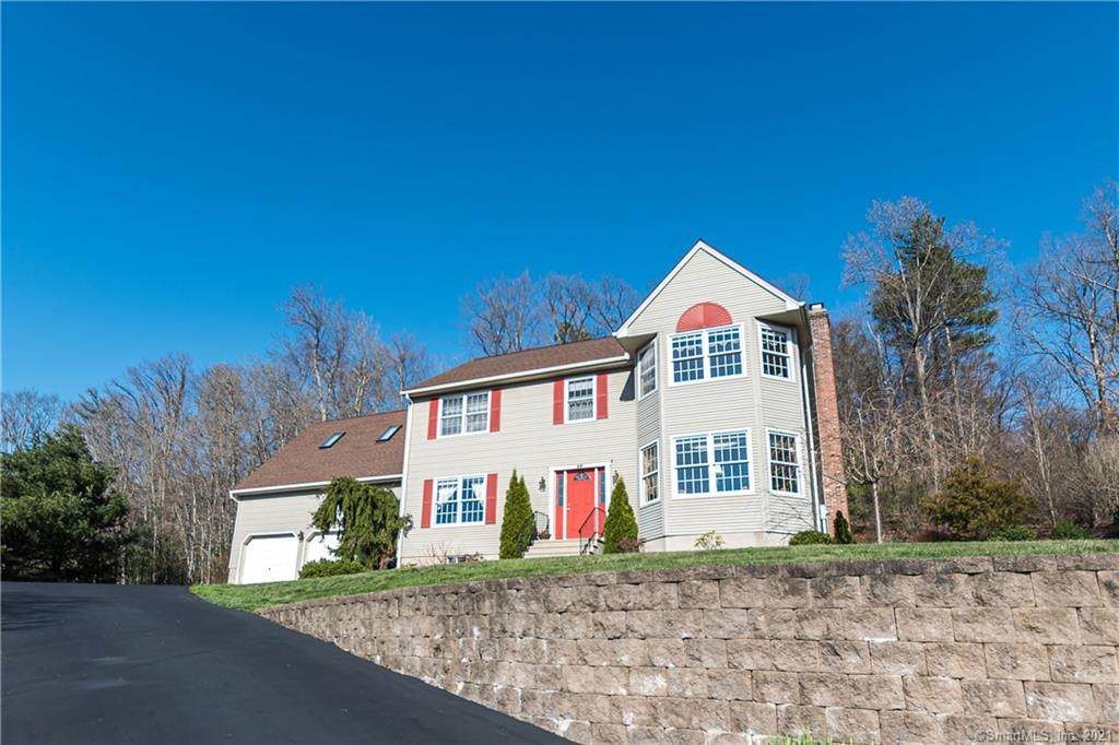 43 Fawn Drive - Photo 1