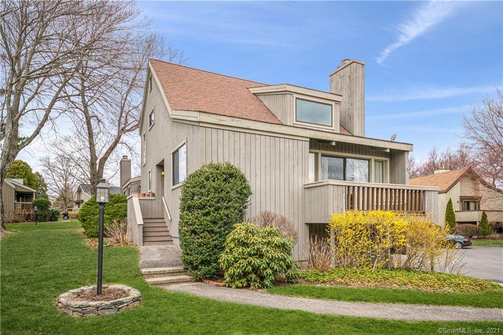 498 Niantic Lane - Photo 1