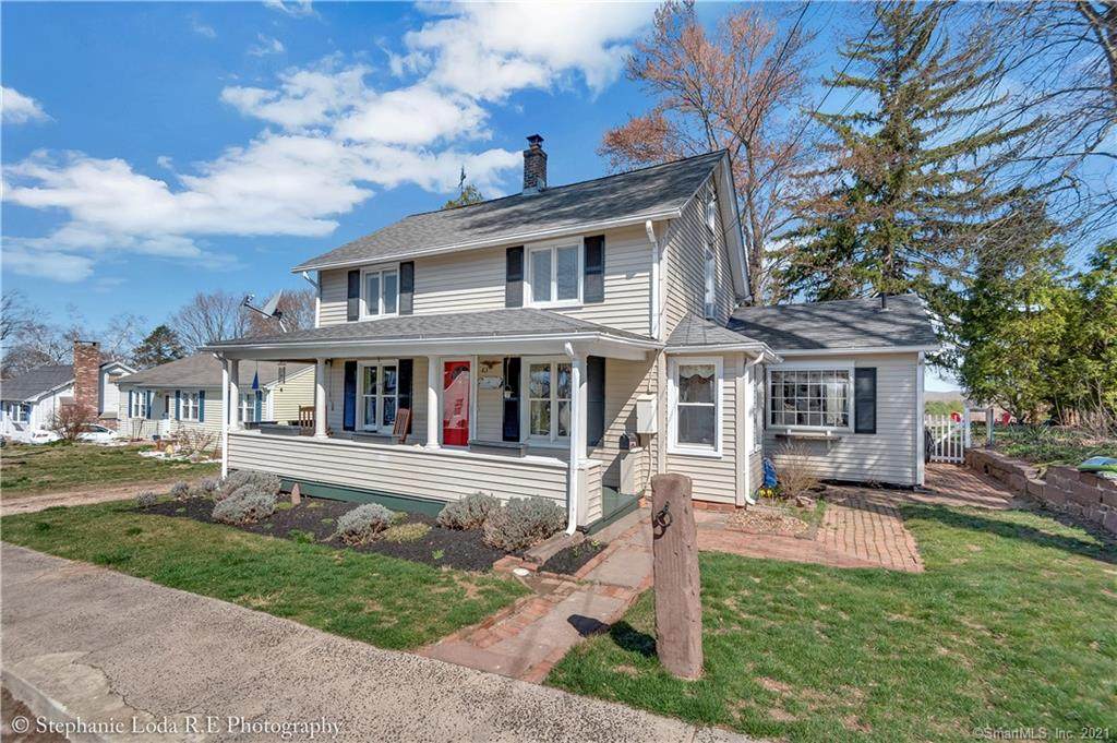 43 Strongs Avenue - Photo 1
