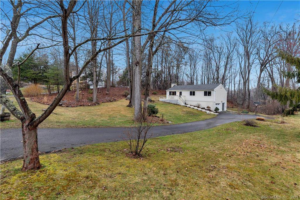 231 Wilderwood Drive - Photo 1