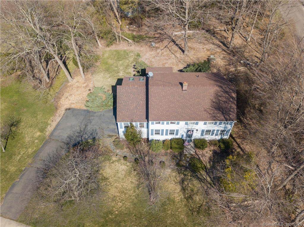 147 Northwest Drive - Photo 1