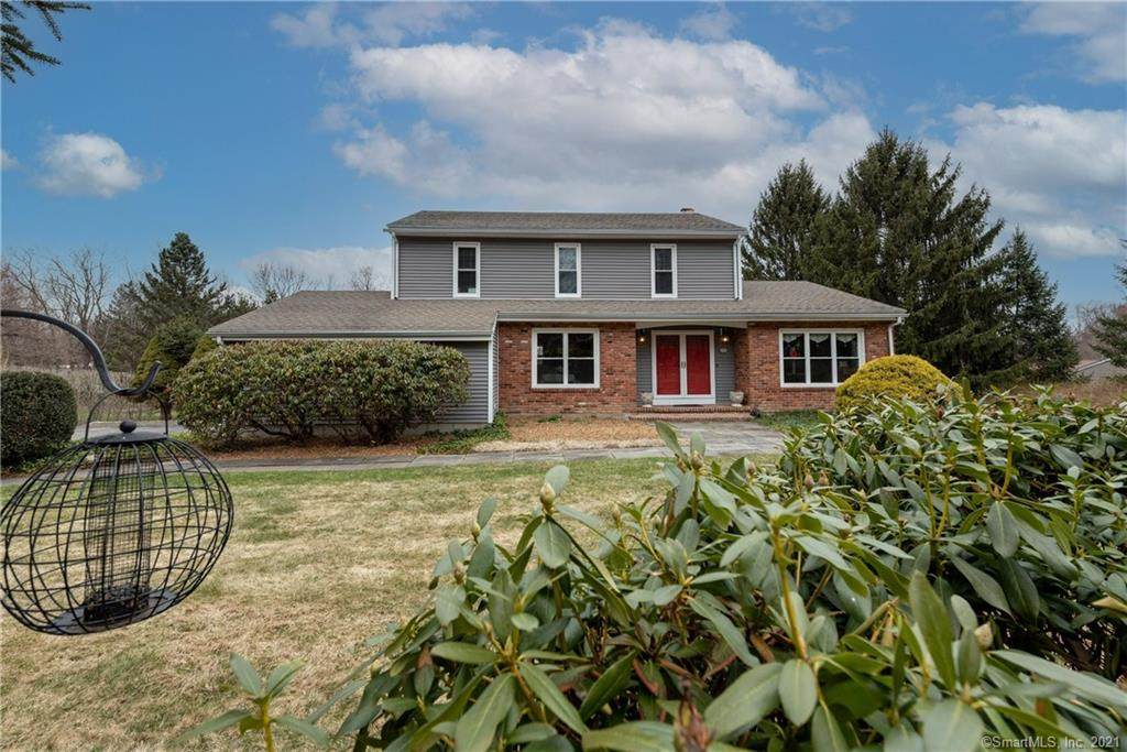 40 Fieldwood Drive - Photo 1