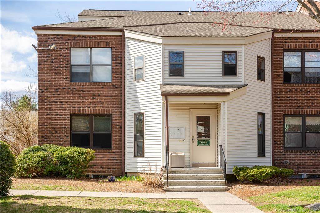47 Wellington Drive - Photo 1