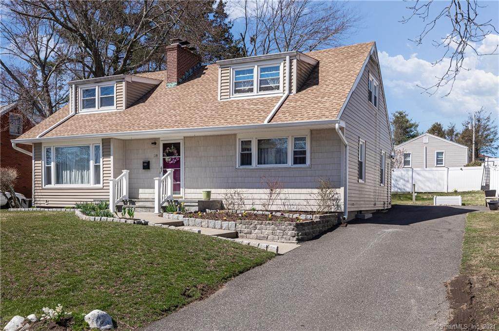 28 Harding Avenue - Photo 1