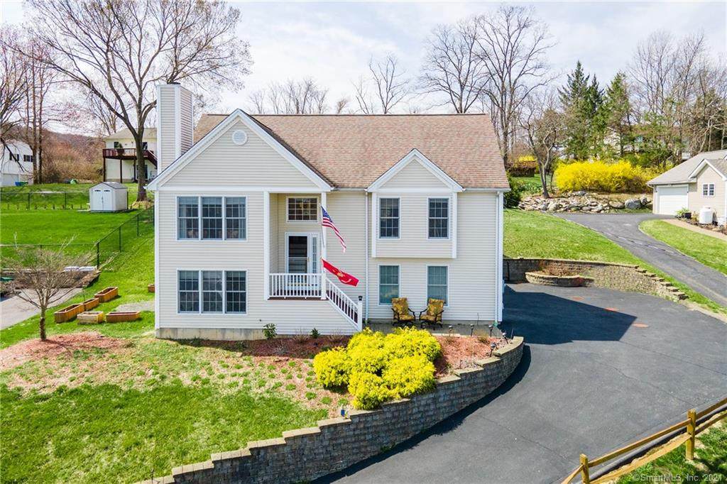 22 Candlewood Vista - Photo 1