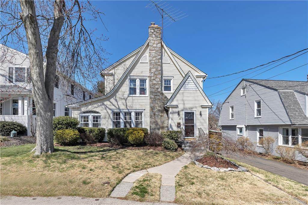 70 Freeman Avenue - Photo 1