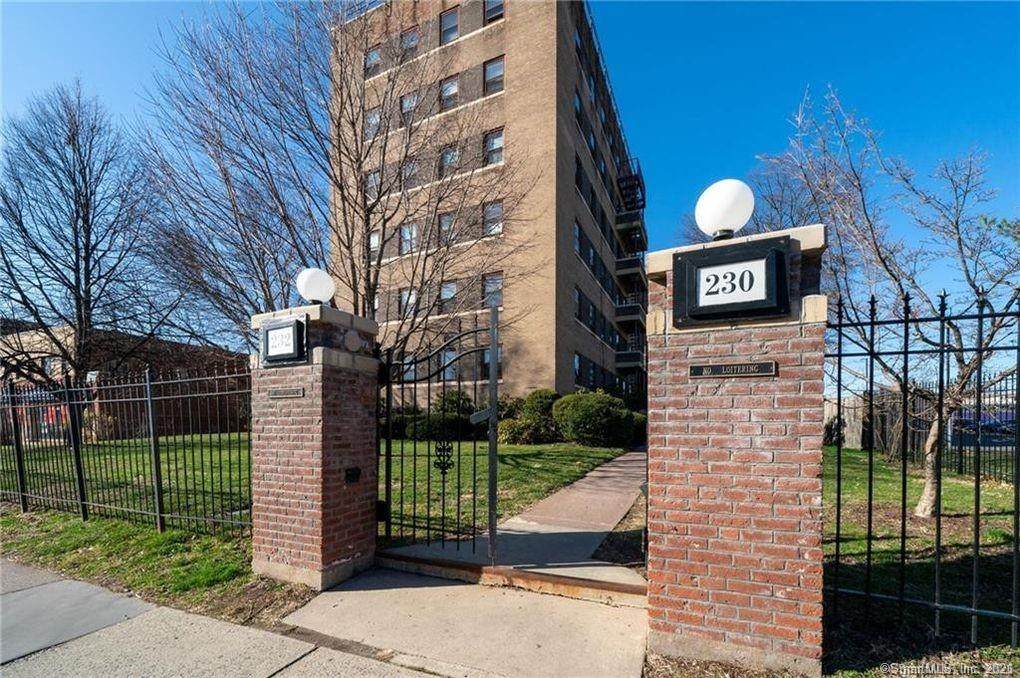 230-232 Farmington Avenue - Photo 1