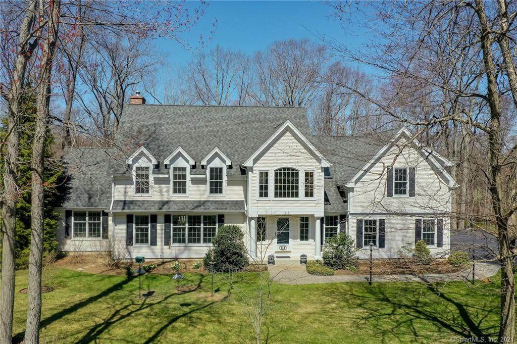 56 Appian Way - Photo 1