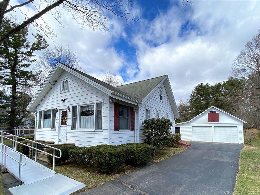 117 Stafford Road - Photo 1
