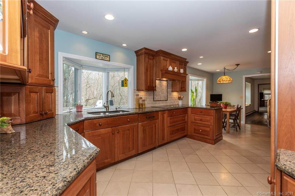 71 Powderhorn Drive - Photo 1