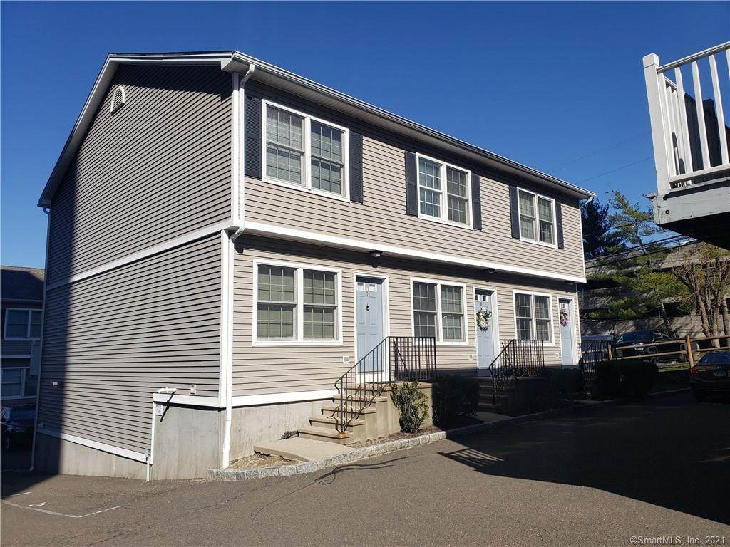 48 Strawberry Hill Avenue - Photo 1