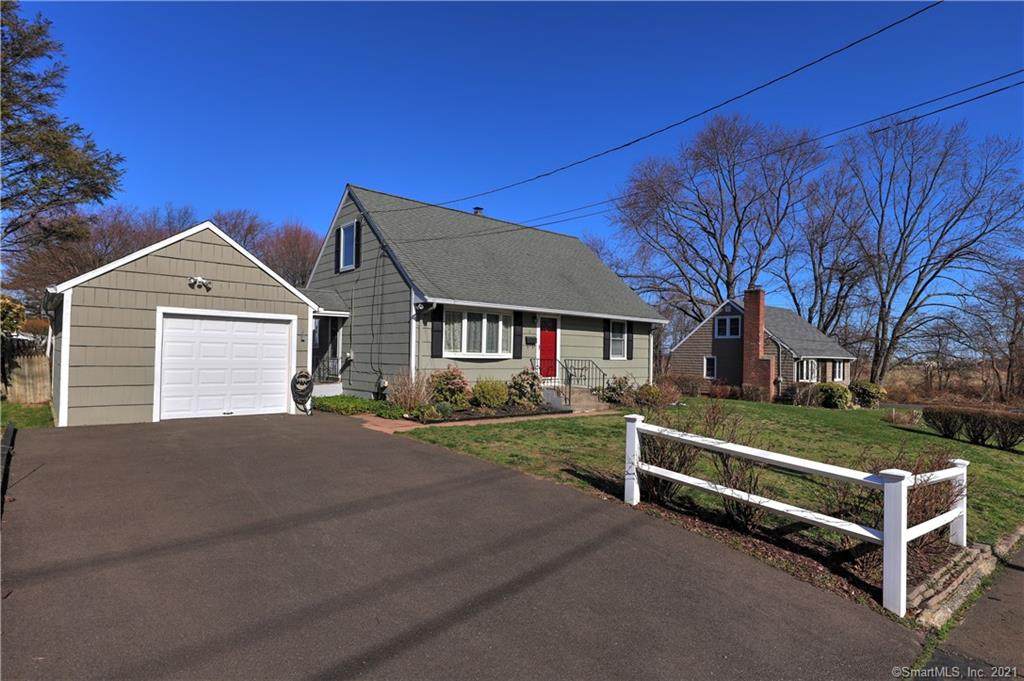 11 Pilgrim Lane - Photo 1