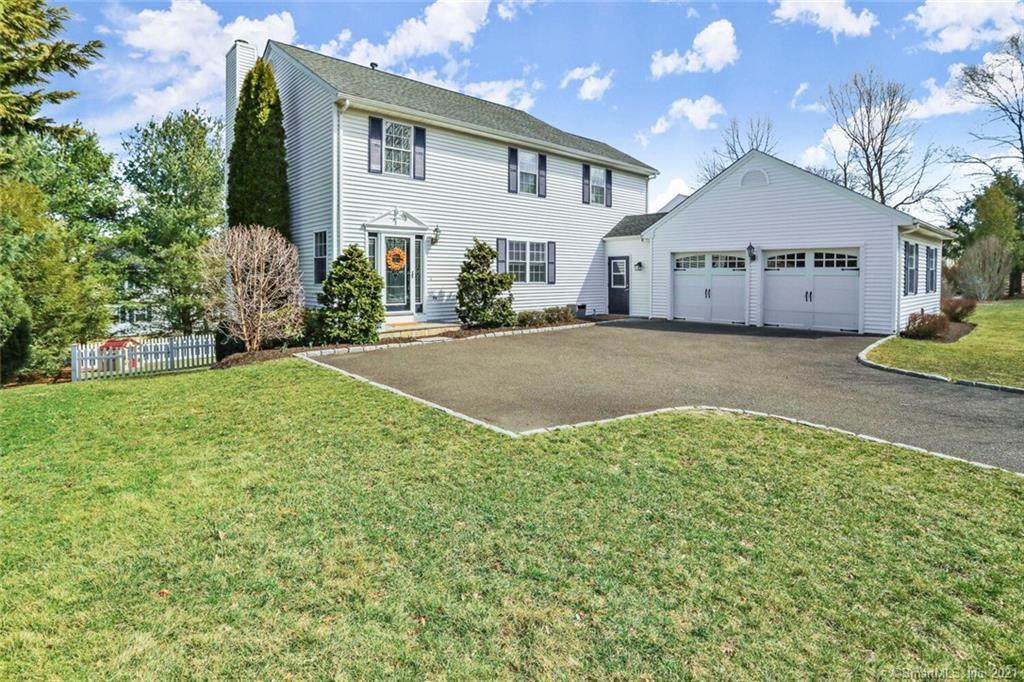 5 Cherry Hill Circle - Photo 1