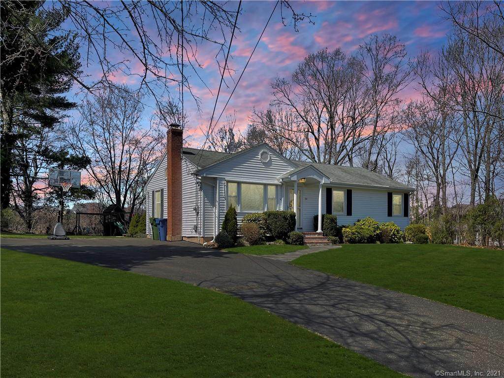 29 Winthrop Boulevard - Photo 1