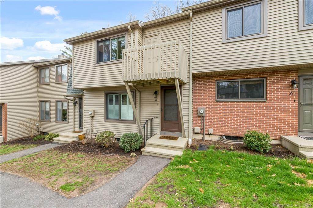 19 Conestoga Way - Photo 1