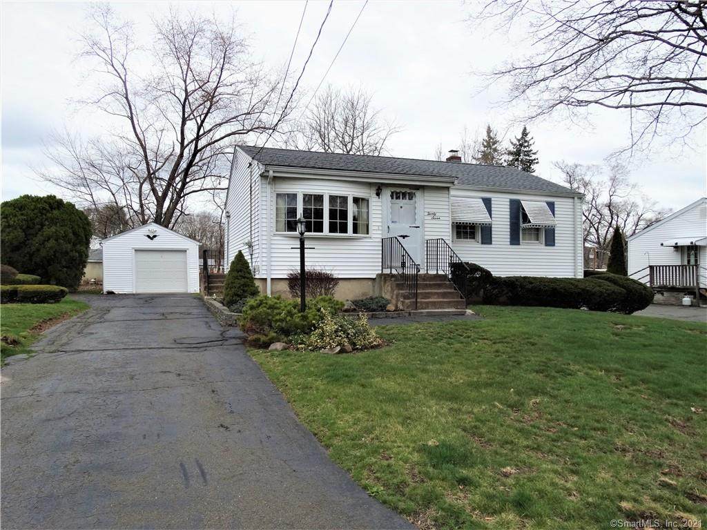 27 Edgehill Drive - Photo 1