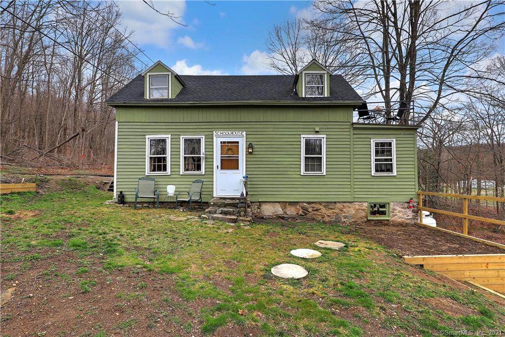 922 Main Street - Photo 1
