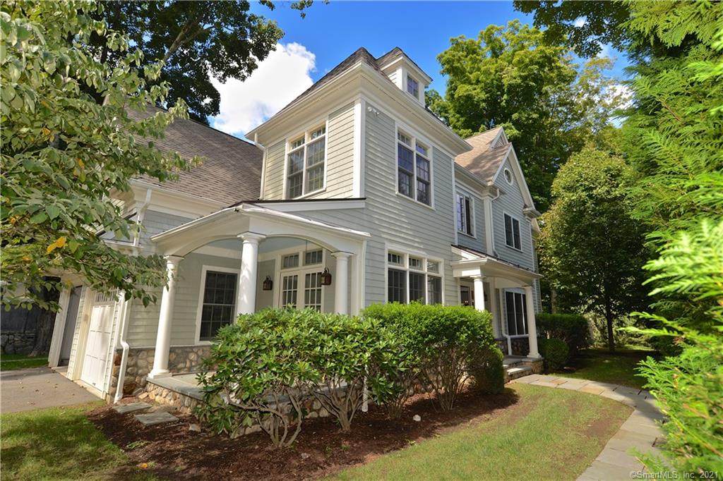 4 Silver Birch Lane - Photo 1