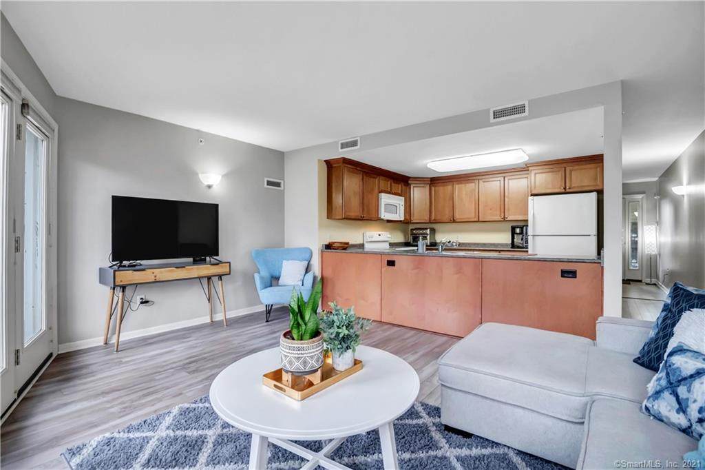 3250 Fairfield Avenue - Photo 1